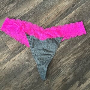 NWOT Victoria's Secret Pink Women's Lace Thong Panty  NWT Pink/Grey XXL